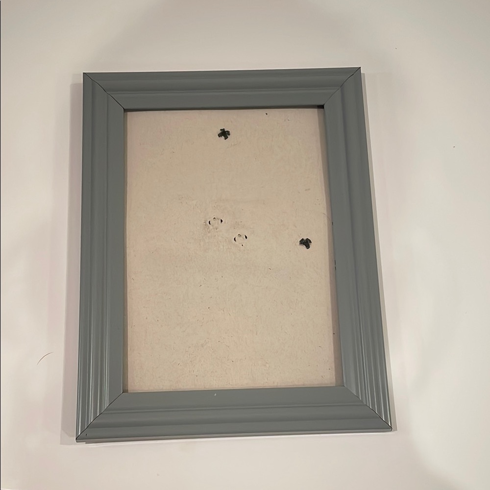 Gray Picture Frame - Picture 4 of 4
